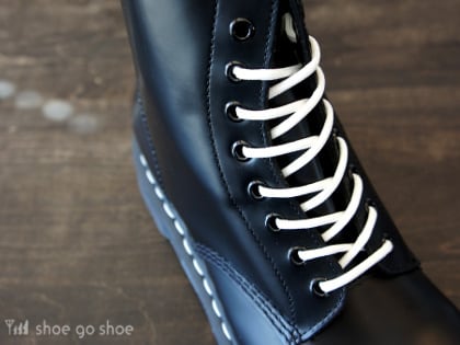 ドクターマーチン Dr.Martens 1460 8ホール ホワイトステッチ 24758001
