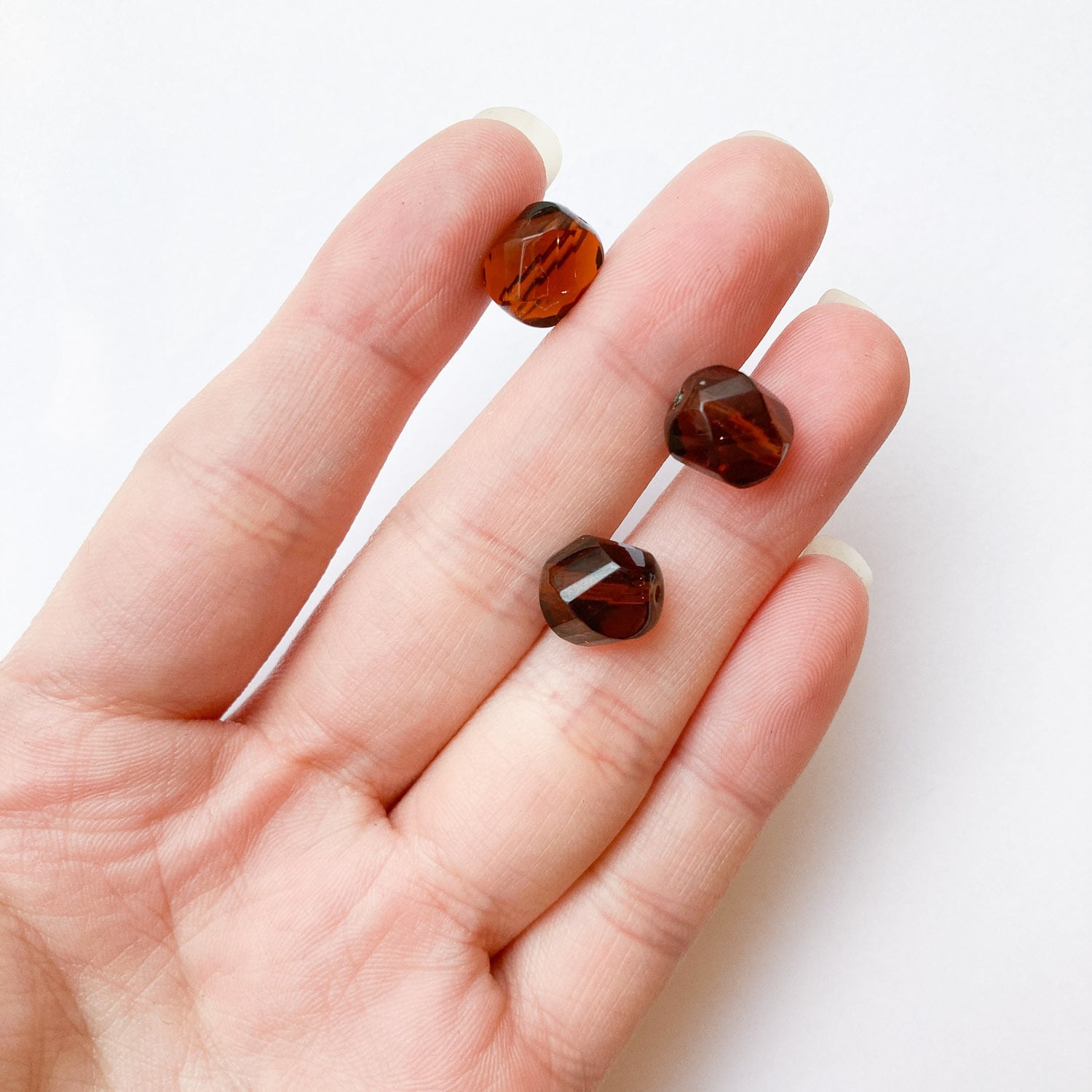 ツイストカット入りオーバルチェコビーズ | Dua-アクセサリーパーツ
