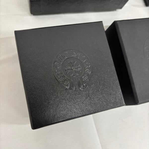 美品クロムハーツ純正特大ギフトボックスセットキャンディ紙.リボン付き ☆1【おまとめ】CHROME HEARTS/クロムハーツ ギフトボックス リボン
