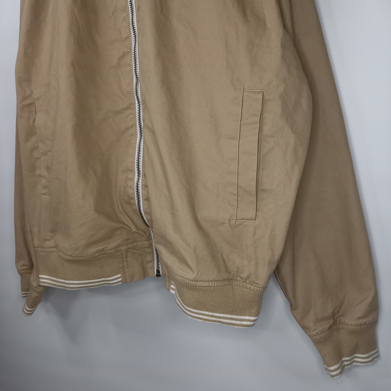 アディダス　オリジナルス　コットン　ジャケット　ブルゾン　MA-1　ベージュ