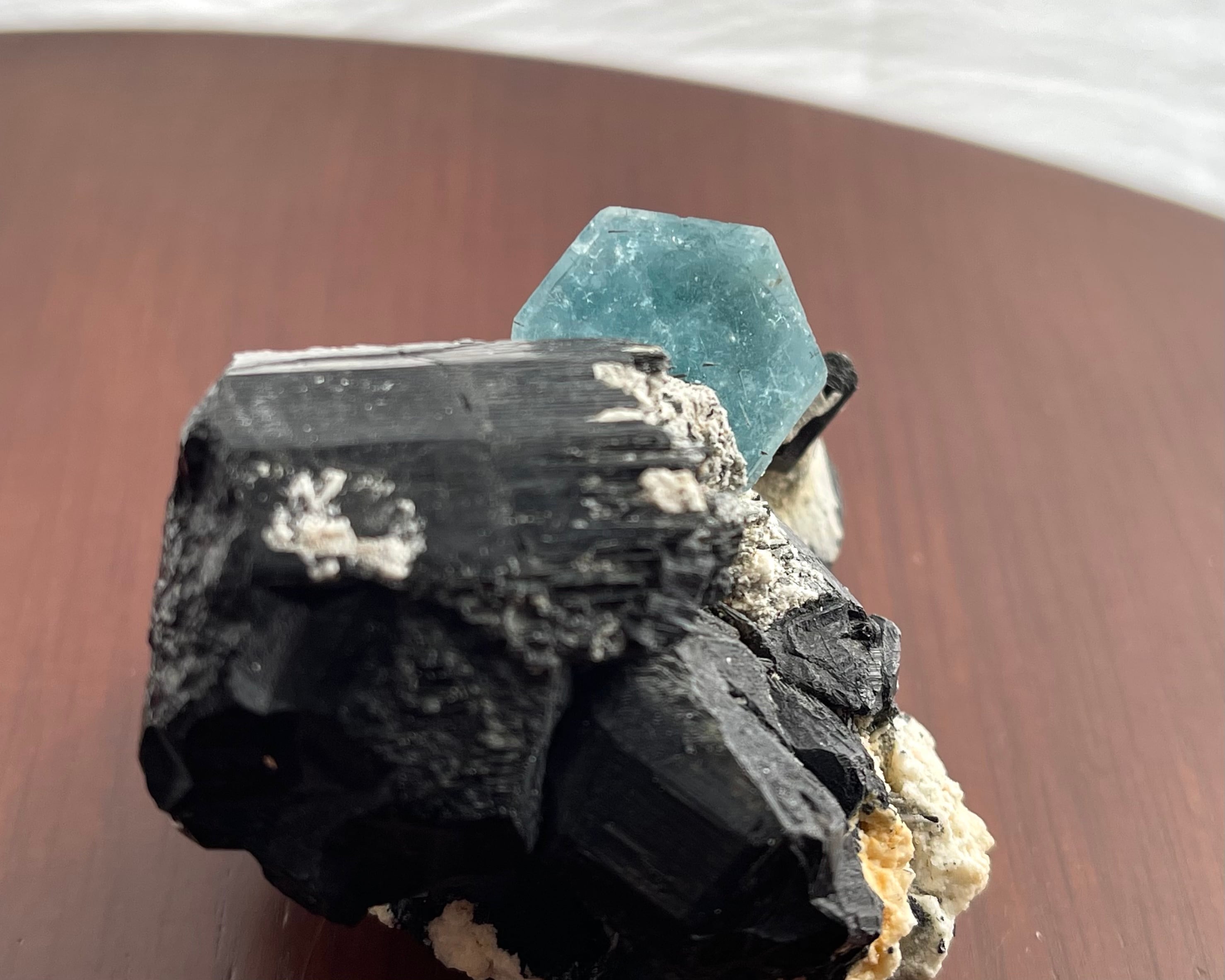 アクアマリン / ショール【Aquamarine with Schorl】ナミビア産