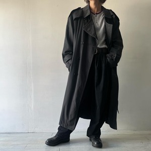 -CD- black trench coat