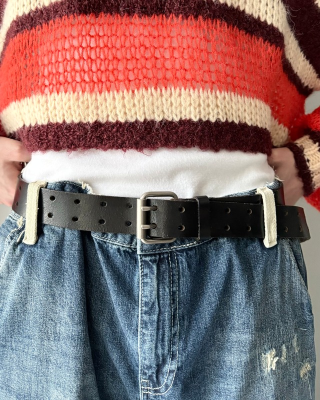 double pin leather belt / black × silver