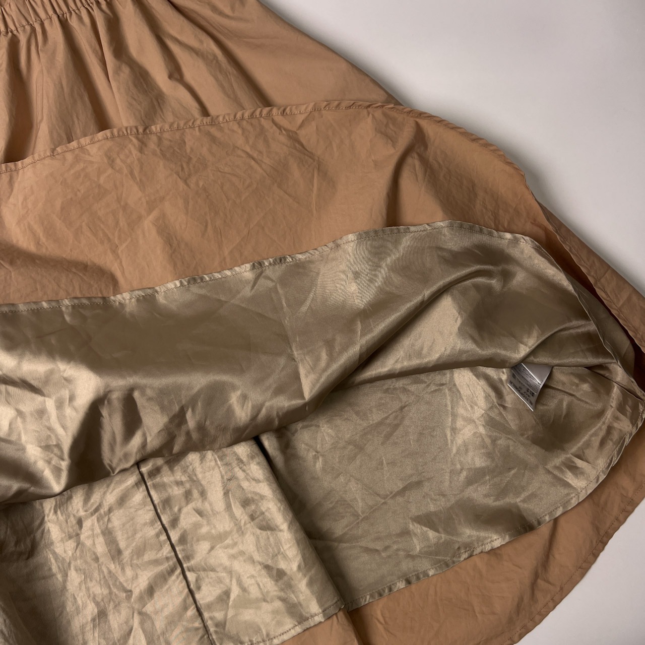 nano universe garde-robe ナノユニバース バックオープン Vネック 半袖フレアワンピース 36/ベージュ