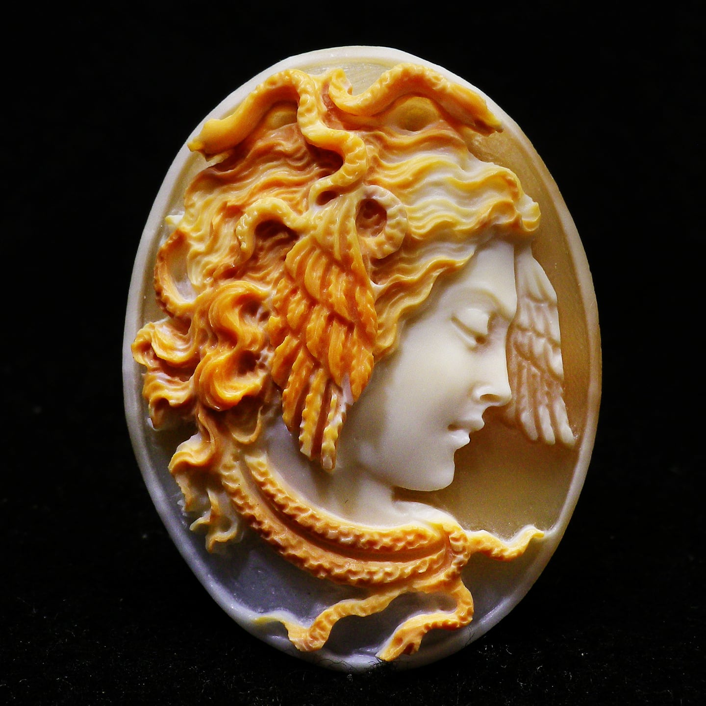 ラファエレ・ペルニーチェ作 三層名品 ”メデューサ”