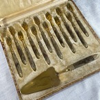カトラリーセット　デザートフォーク・サーバーセット 真鍮　角素材　ケース入り　ケーキフォーク12本　サーバー１本 12TWcy13