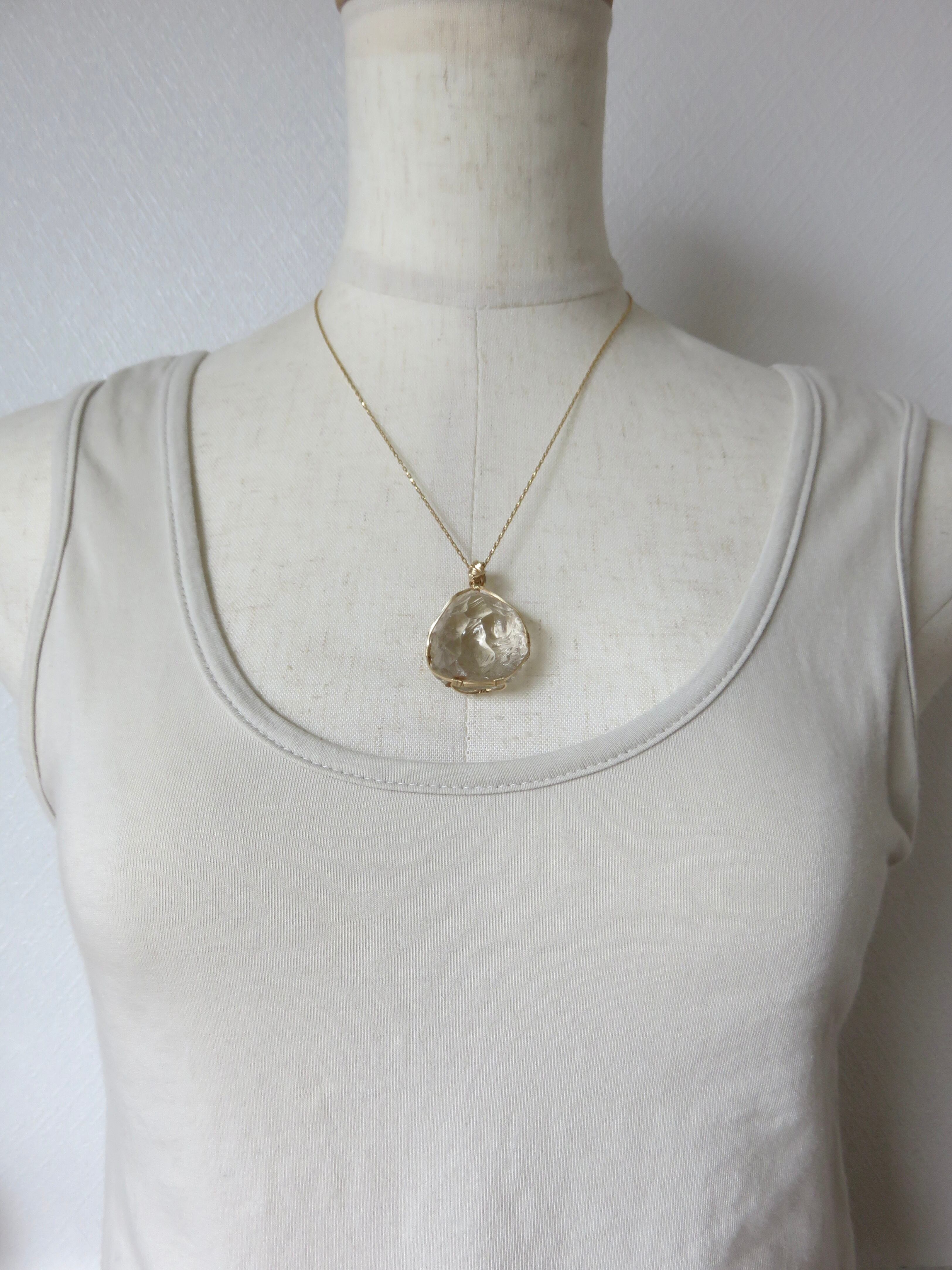 4月誕生石新作】かっこみ水晶女神巻きペンダントトップ | komichi