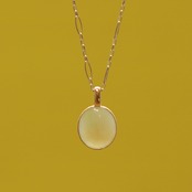 K10YGオーバル jade yellow 翡翠ネックレス A貨翡翠 jd_ne1295