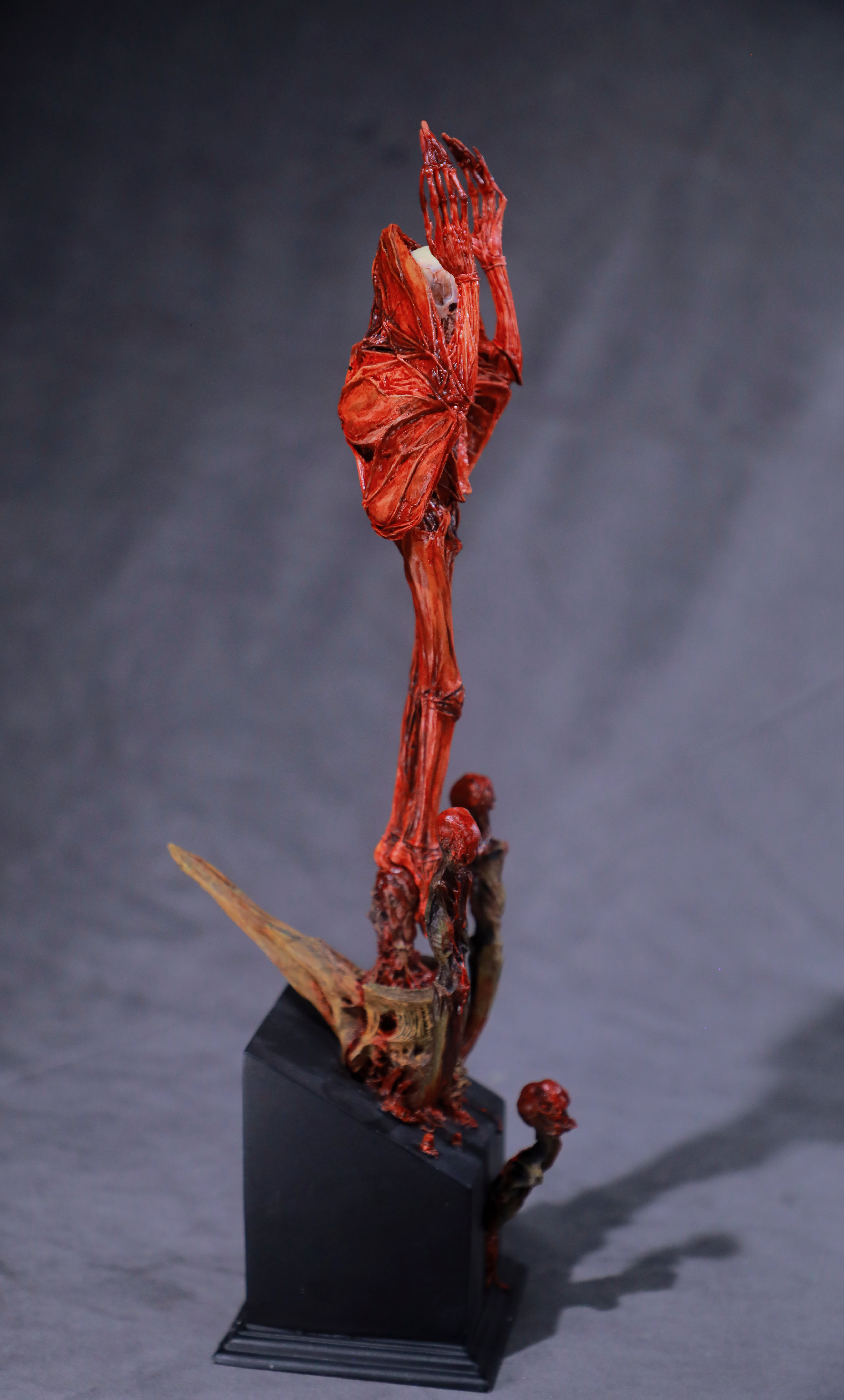 赤き魔像と大衆｜ 米山啓介×怪談倶楽部 完全受注生産 | sumart