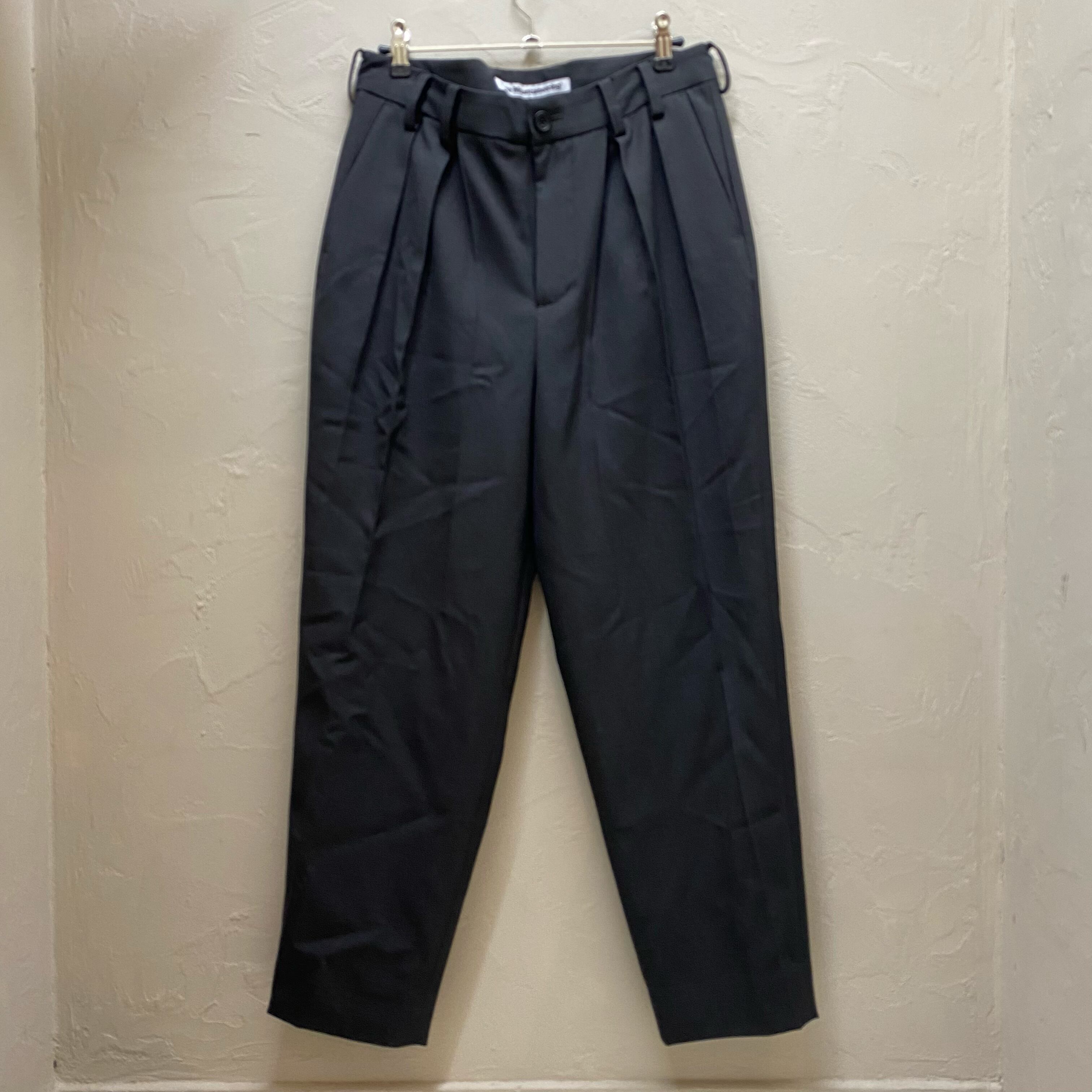 White Mountaineering ホワイトマウンテニアリング 22AW 3TUCK TAPERED