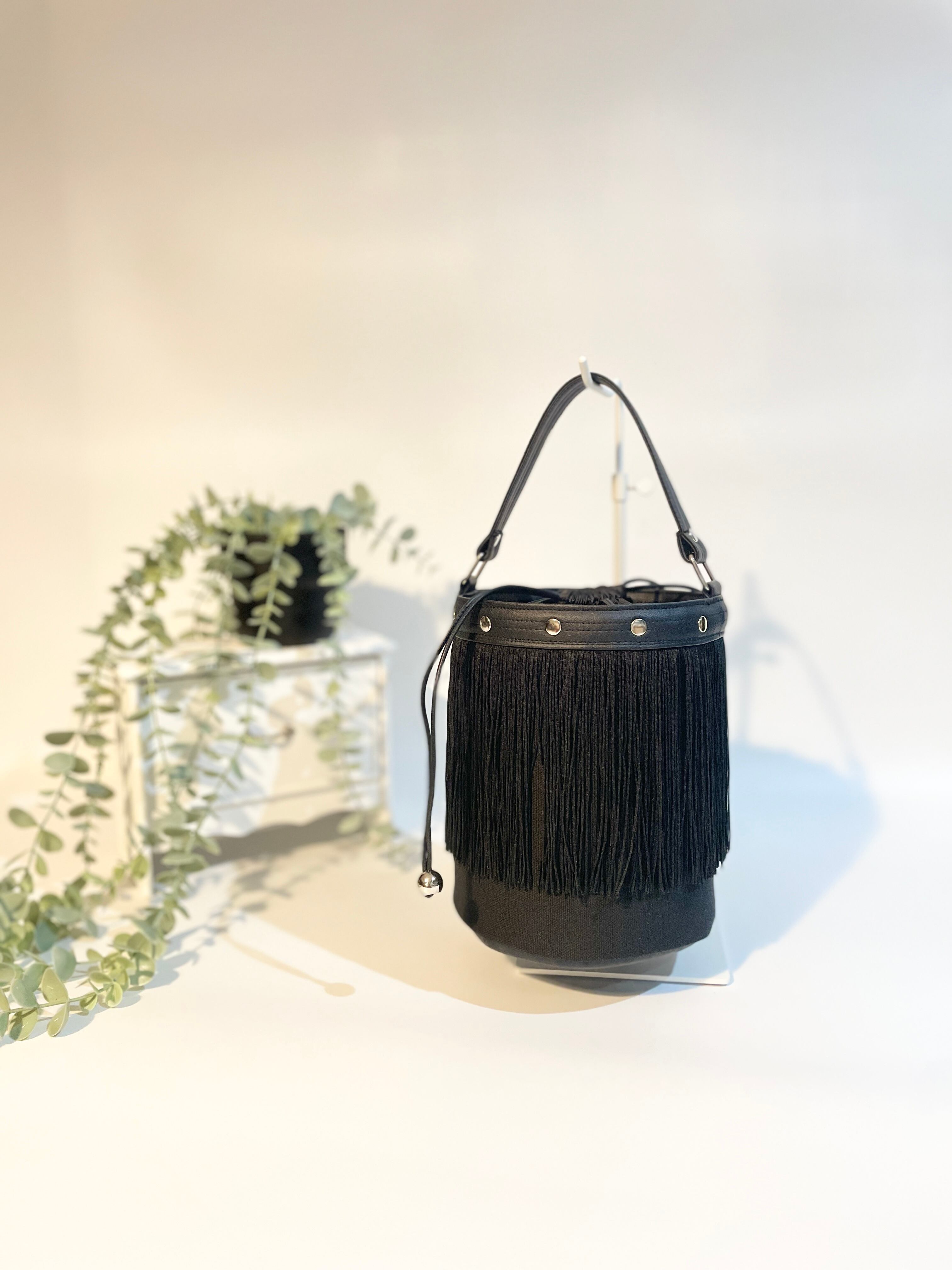 【歩くたびユラユラかわいいフリンジバッグ】/1B0323