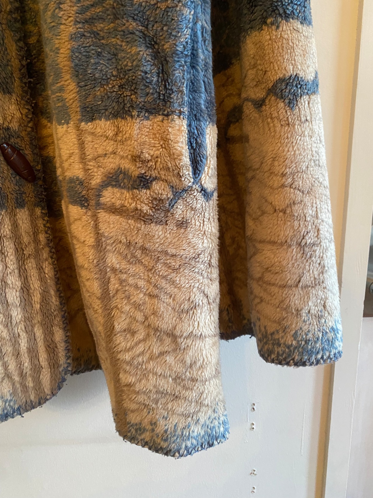 Reversible fleece jacket