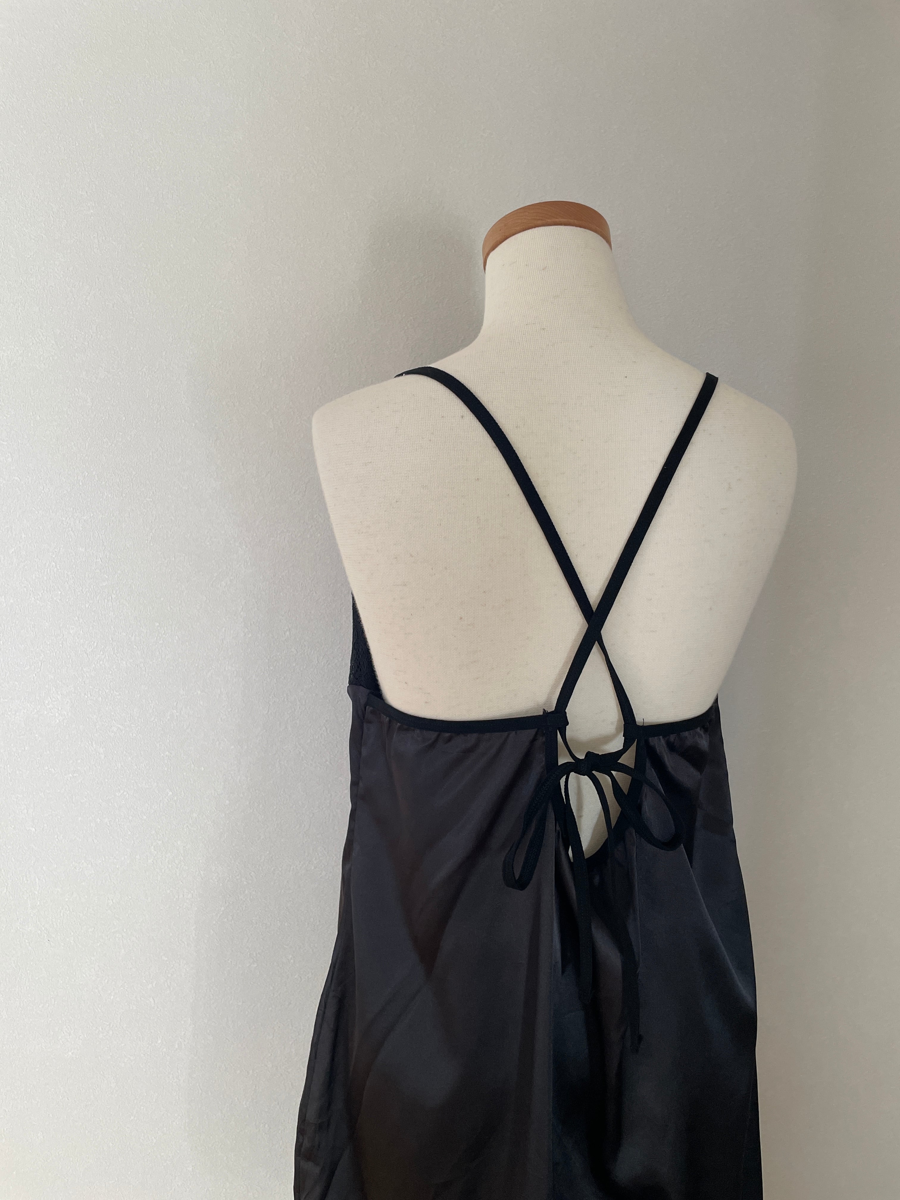 MARGE Tulle beading short gilet | PAY ID