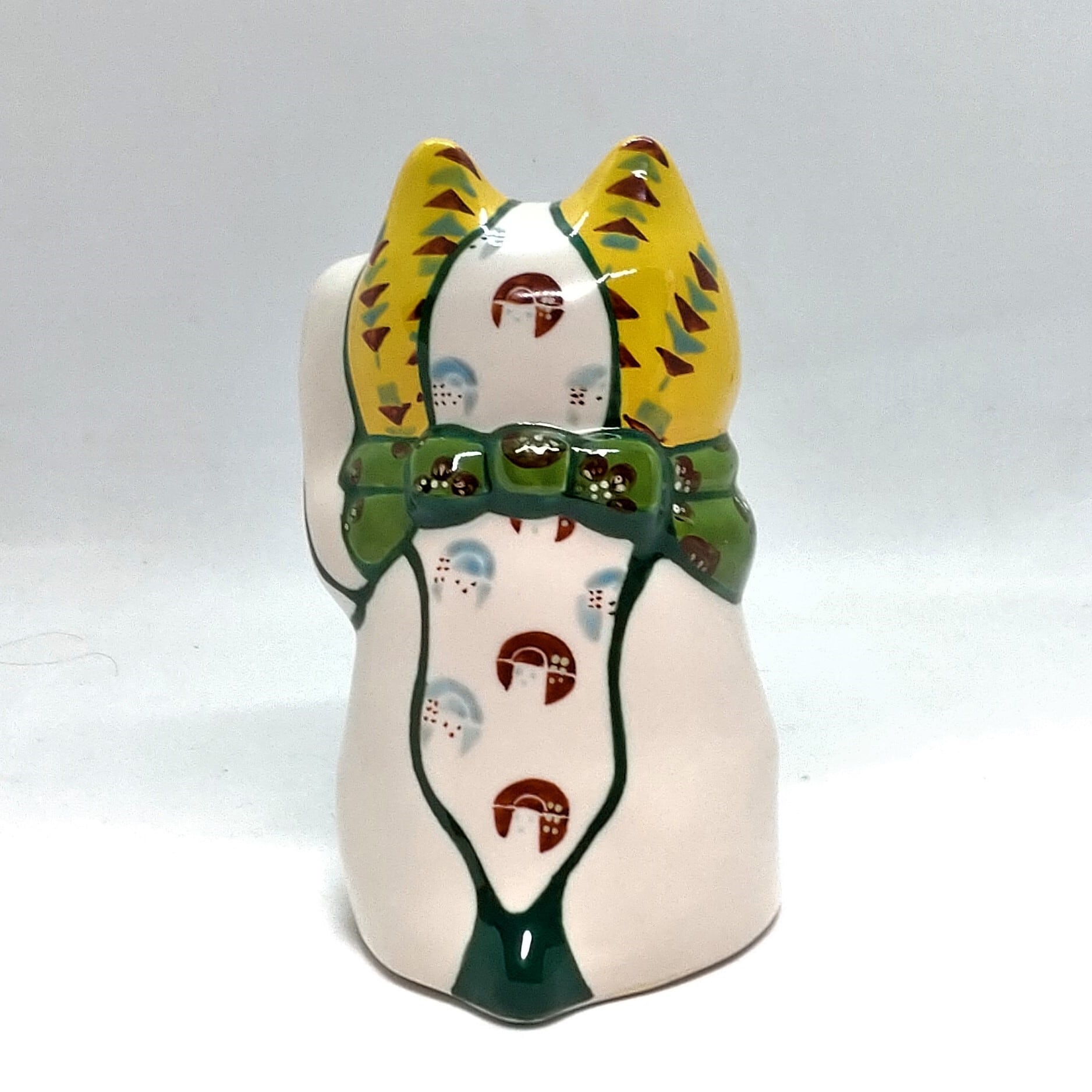 京都発【京焼・清水焼】ビタミンカラー&アンニュイな招き猫◇舞妓や