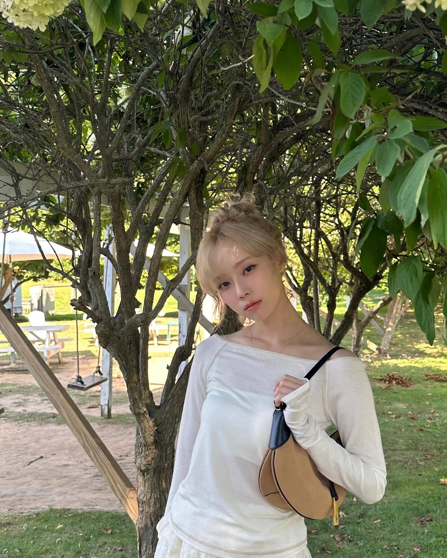 ☆aespa ウィンター 着用！！【YUTHENTIC】ステッチ オフ