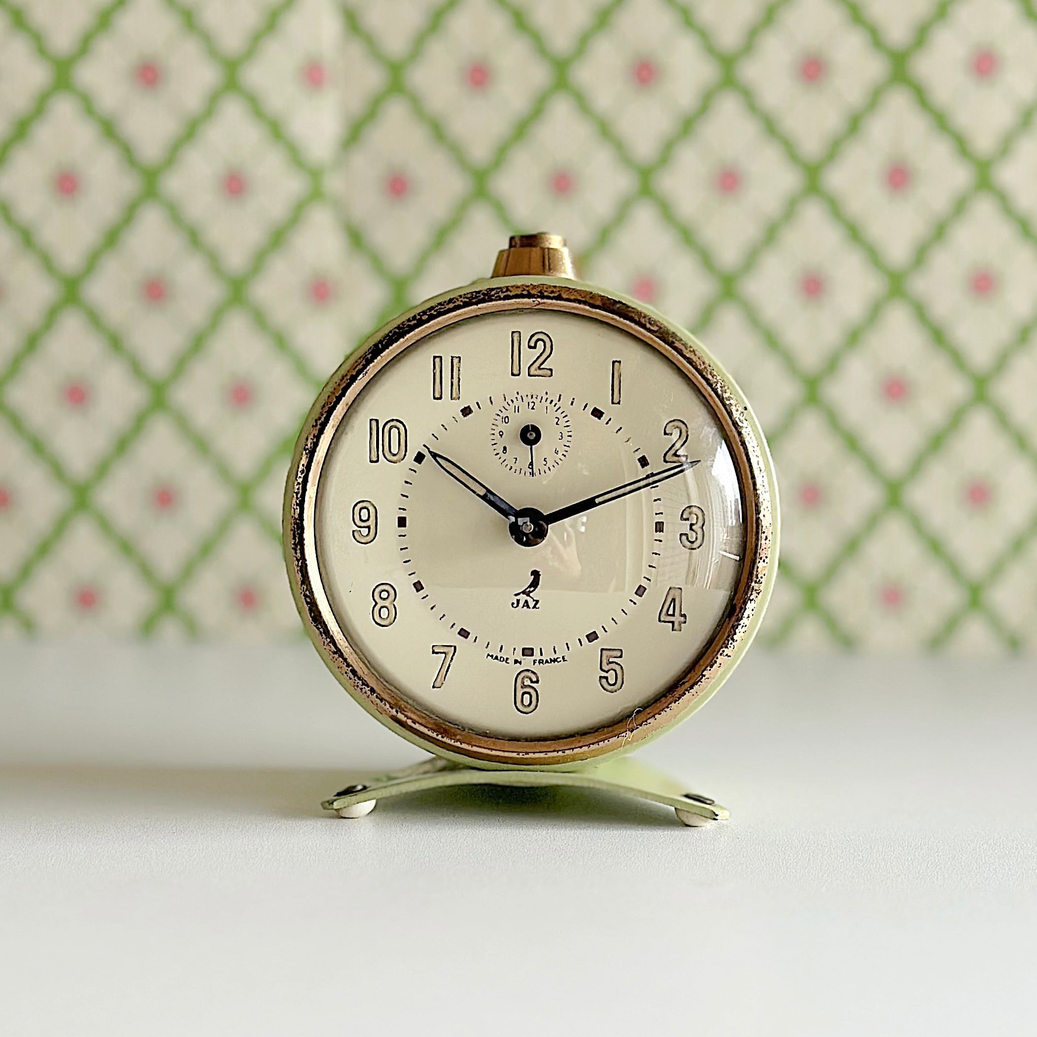 フランスJAZ社製目覚まし時計 ブロカント アンティーク ビンテージ JAZ ヴィンテージ 三角フォルム 目覚まし時計 フランス製