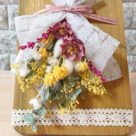 カッティングボードアレンジ“ブーケ” | フラワーギフトショップ happychan