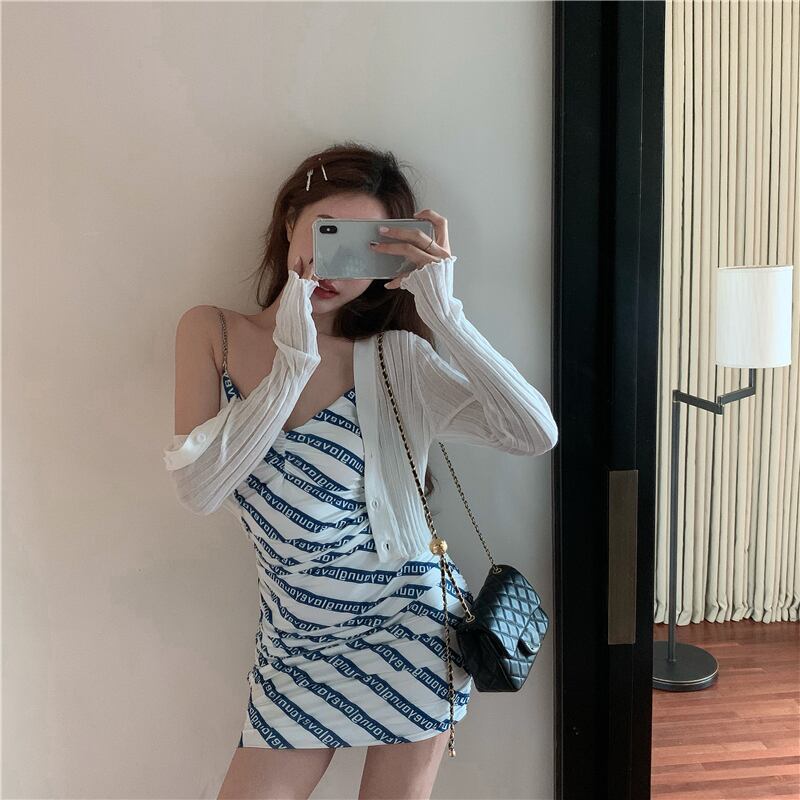 プリントスリングホワイトドレスレディースサマースリムVネックバッグヒップスカート2020新しいノースリーブストラップレススカート ブラックストロベリース50815493614