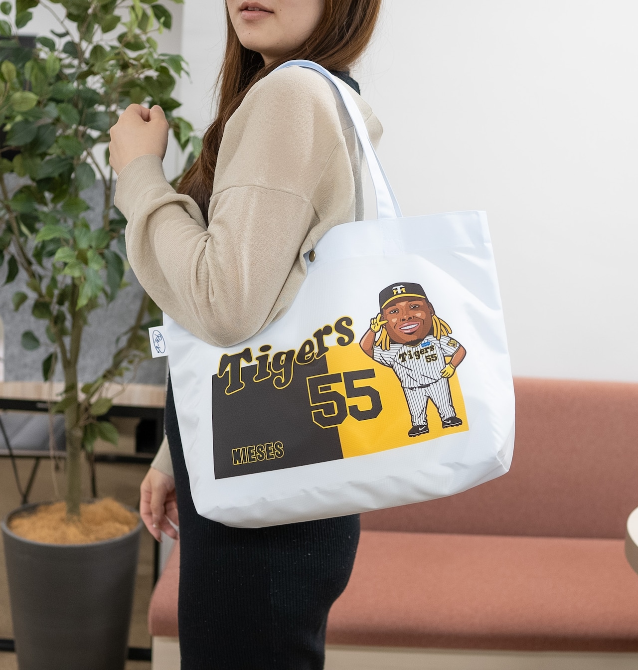 ☆阪神タイガース☆ ミエセス選手似顔絵 エアバッグトート