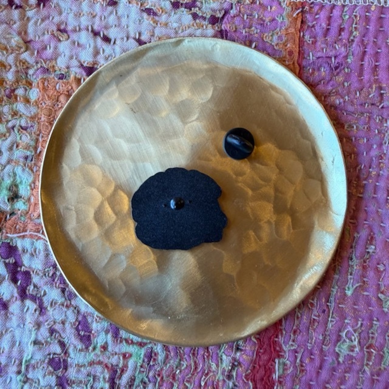 TOPANGA Jewelry　pin brooch　BUT WHATEVER　ピンブローチ　プレゼント　ギフト　