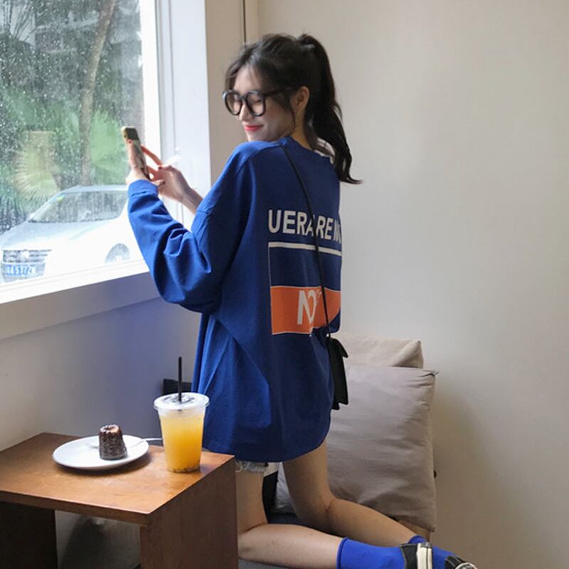 ブルーラウンドネックセーター スプリングオータム薄手ルーズスタイルトップス ロング 春物 秋物 Oネック 試着室95597010205