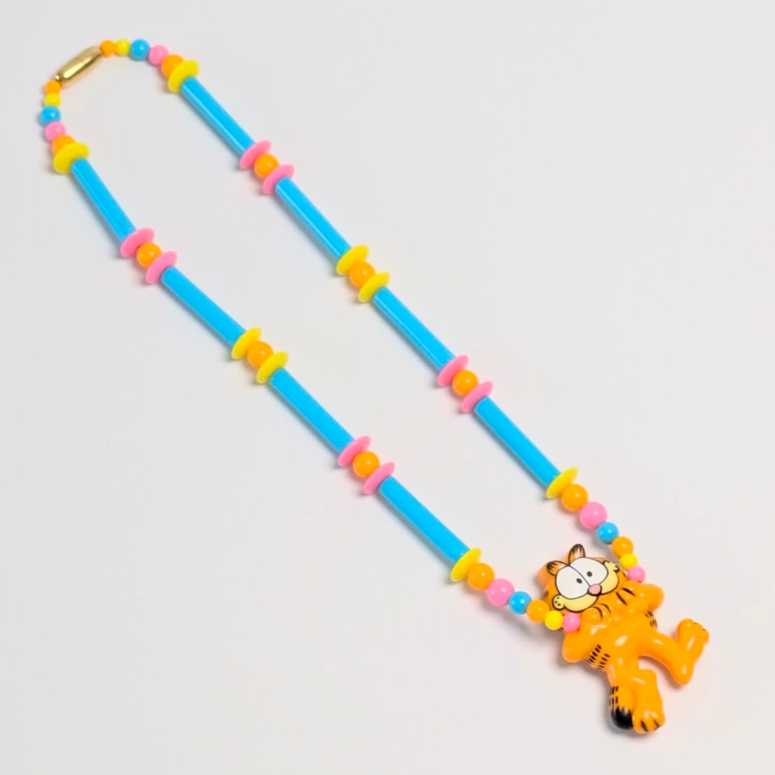 ☆ VINTAGE 90' ☆【 Garfield / ガーフィールド )  ガーフィールド プラスチック製 ネックレス 〚アメリカン雑貨 アメトイ〛