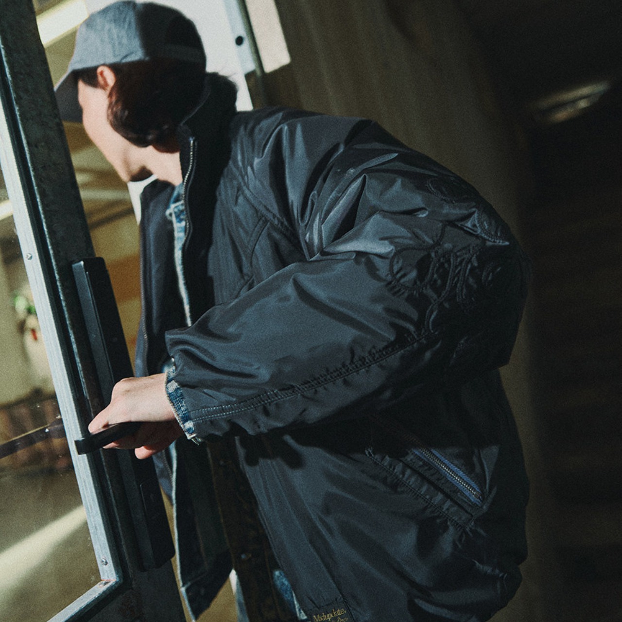 スタンドカラー ファンクショナルジャケット K5592 - 2