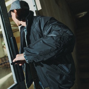 スタンドカラー ファンクショナルジャケット K5592