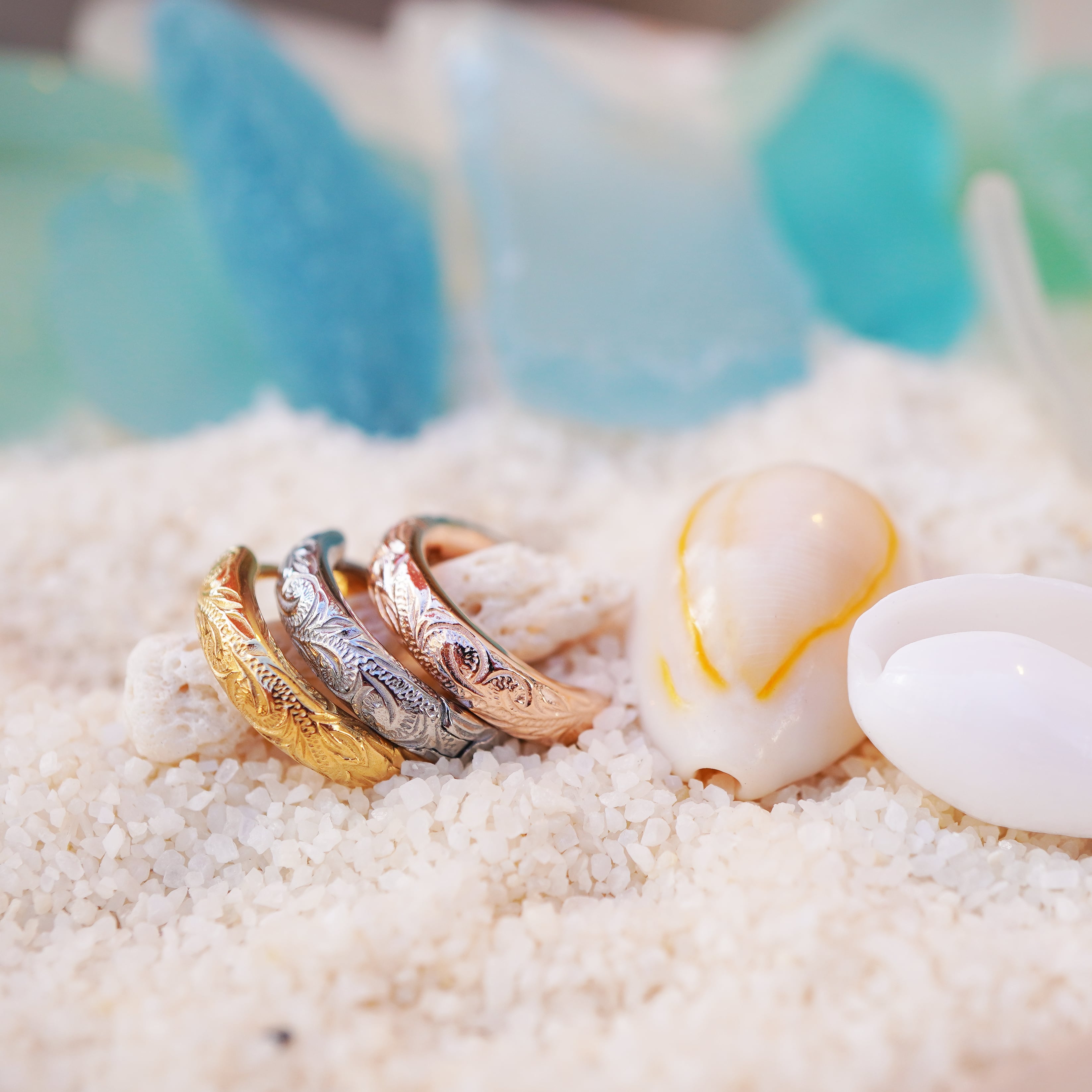 選べる4色》《片耳販売》 小さめ フープピアス サージカルステンレス