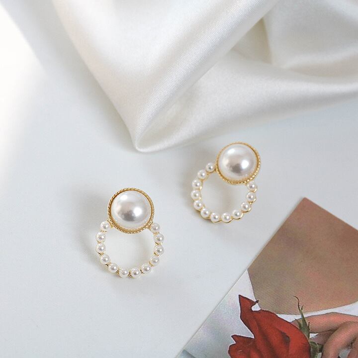 【HOT】バロック風ピアス