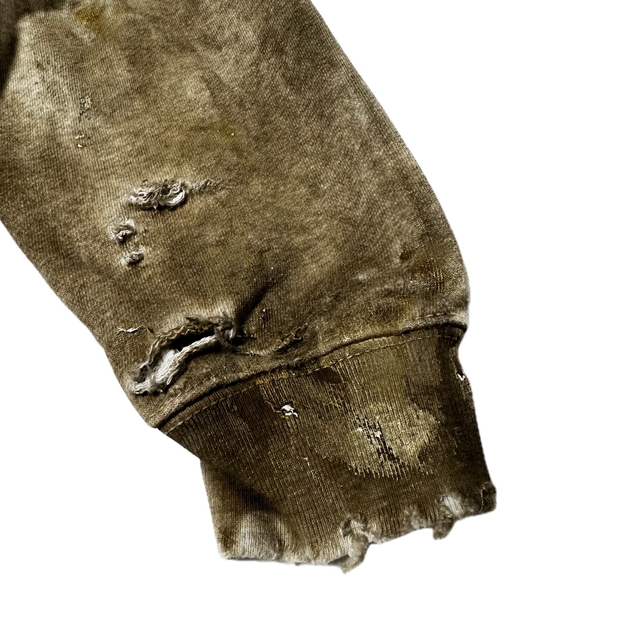 UNFINISHED GO OUT OF FASHION24122