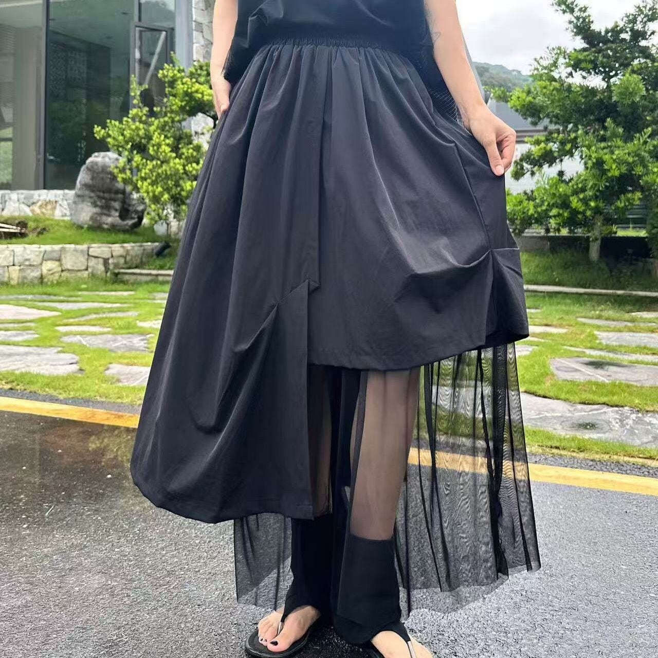 ASYMMETRIC MESH PANEL TULLE MIDI SKIRT M-17589