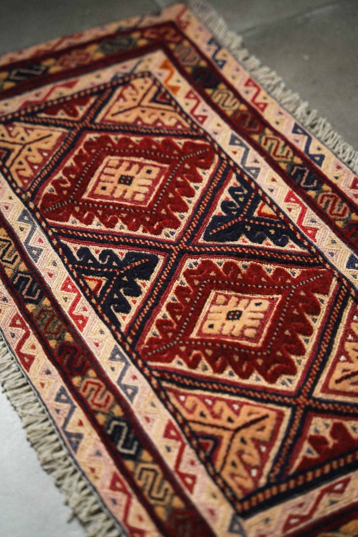 2428-Vintage Mashwani rug