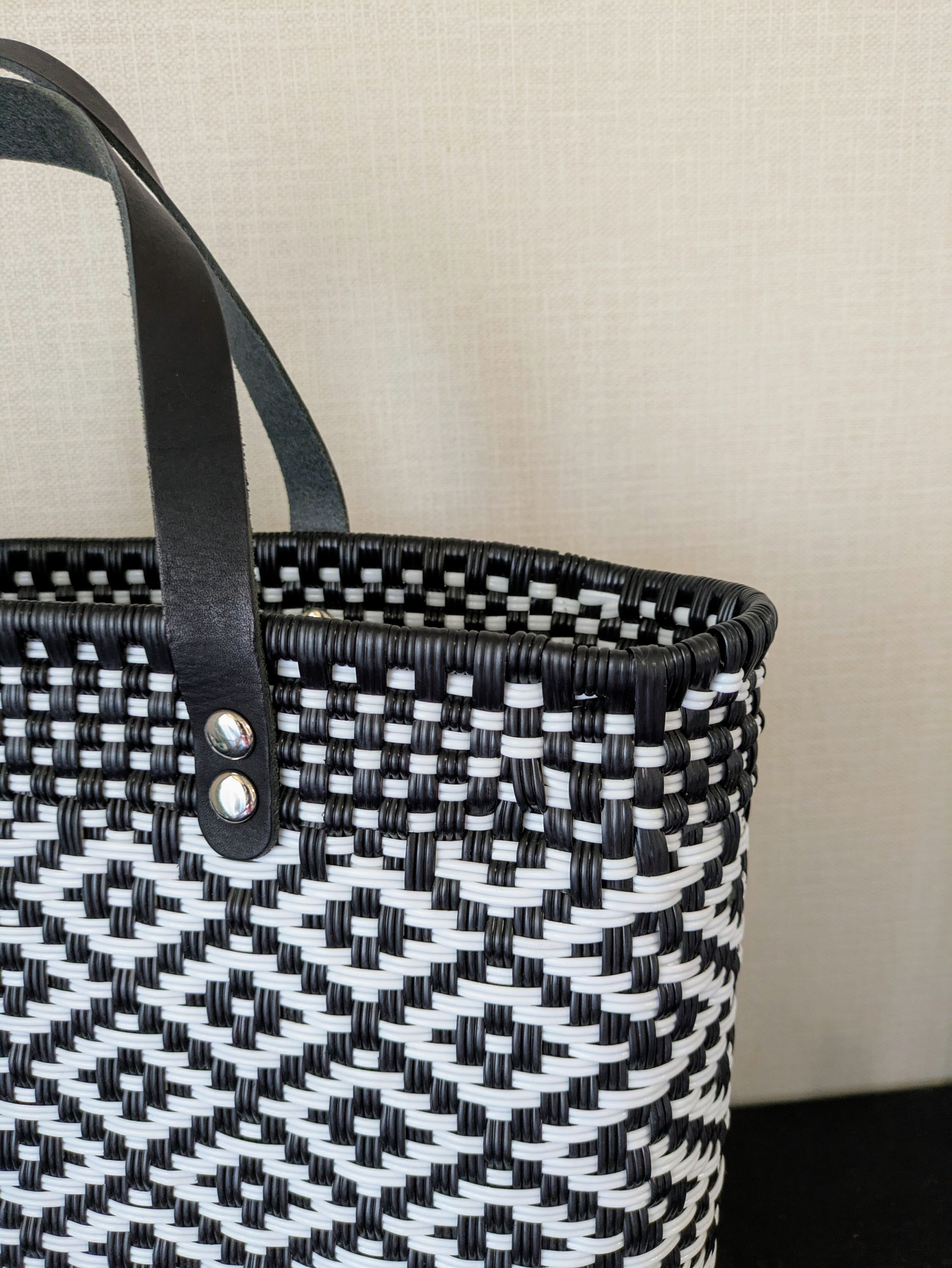 OUTLET 数量1個限定】メルカドリッチバッグ ダイヤ柄 スクエア Mサイズ