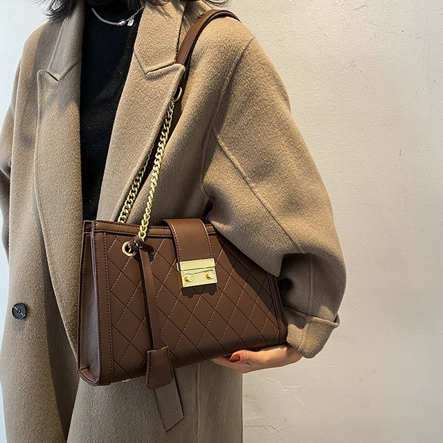 チェーン ショルダーバッグ メッセンジャーバッグ Tiancai_Wing_Bag26796218370