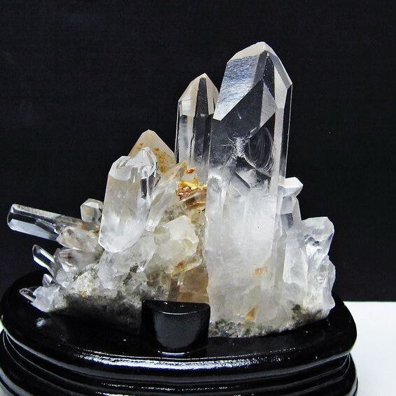 水晶 クラスター マダガスカル産 台座付属 水晶 原石 一点物 182-9434