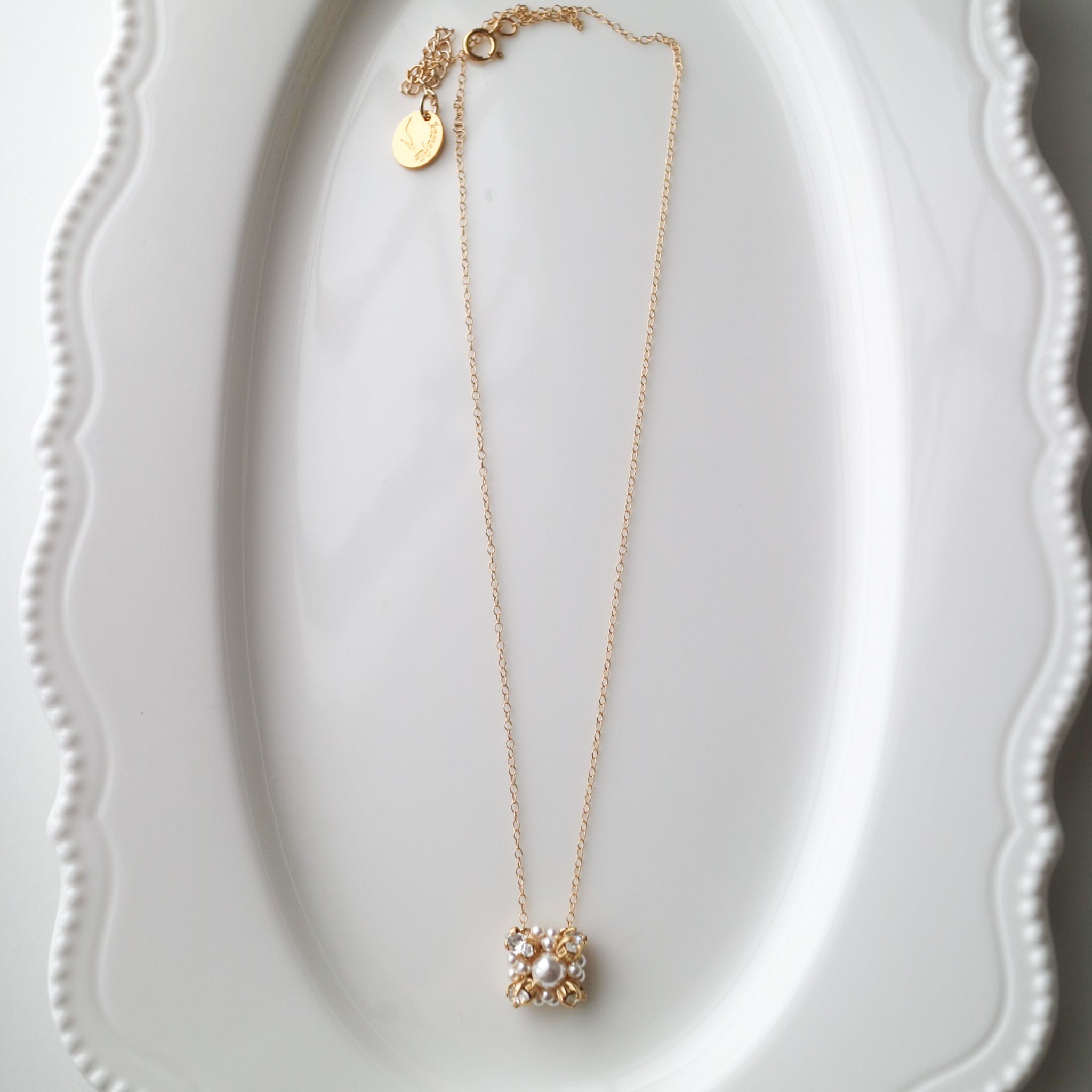 Crystal Bijou Necklace ～ Square～｜クリスタルとパールのネックレス (スクエア）