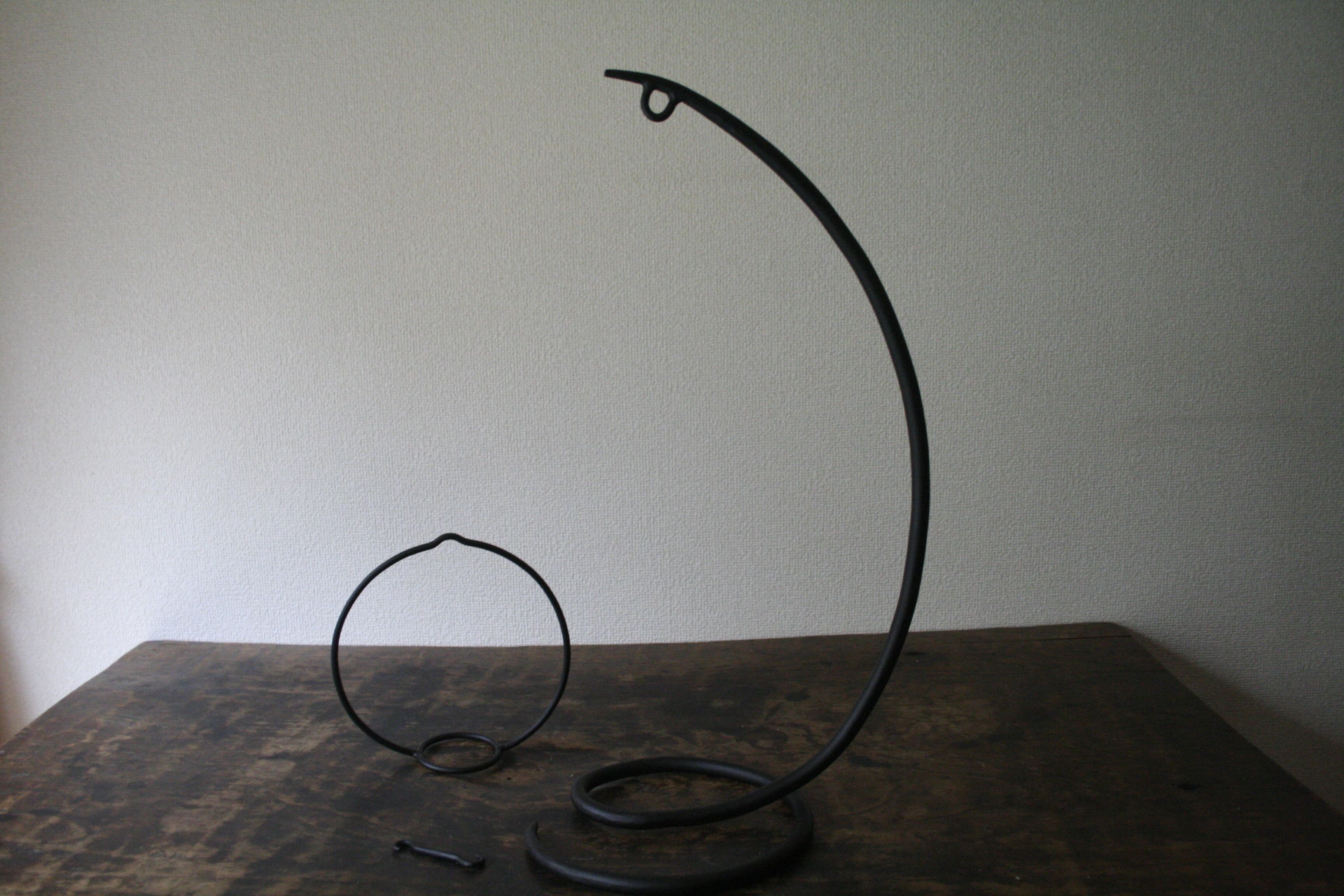 鉄器(高さ50cm)ゆらり円 (花器ガラス18cm x1付） | TSUNE;田中恒子の器