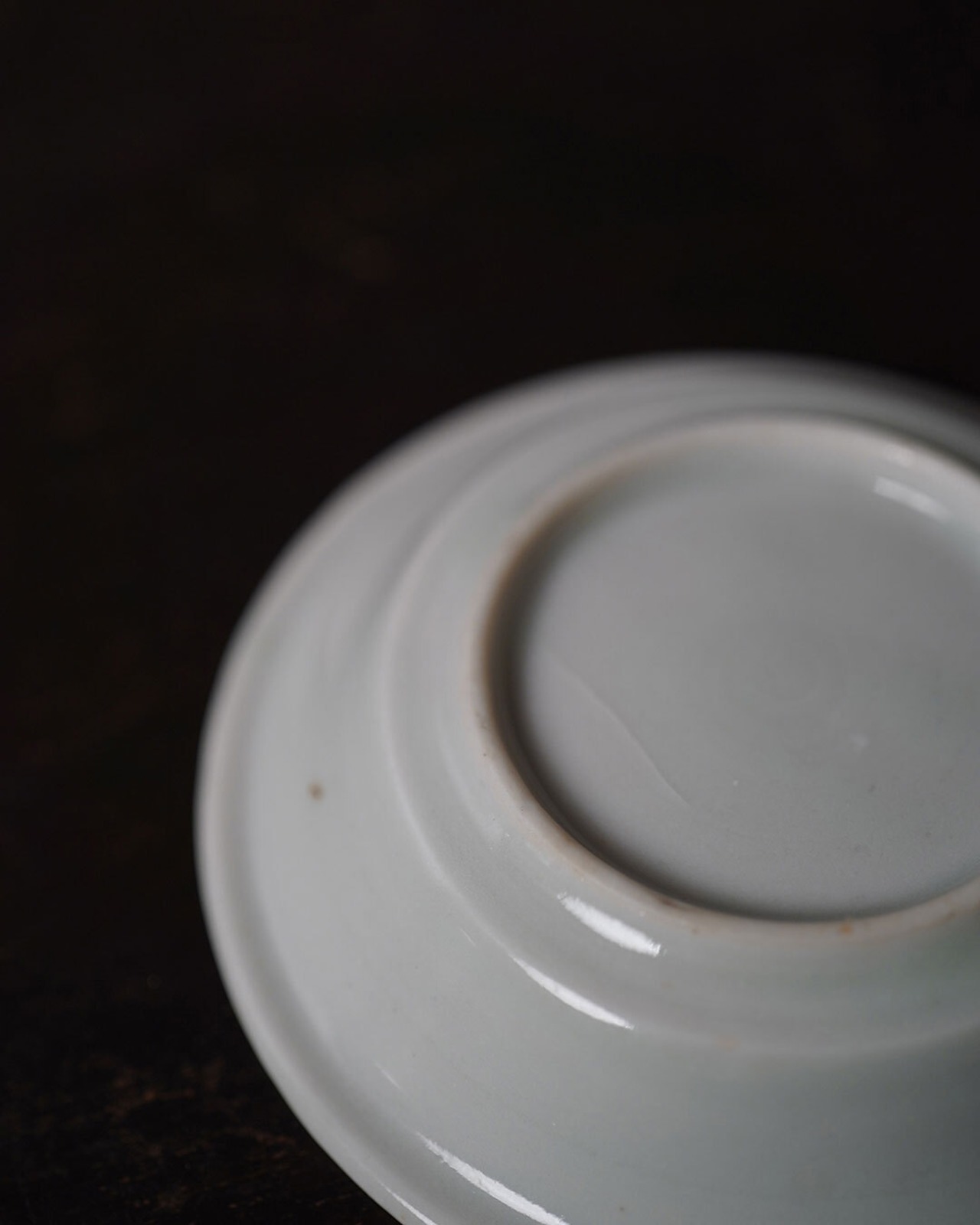 豆皿　白磁陰刻染付　人物図　２枚　/　明治期