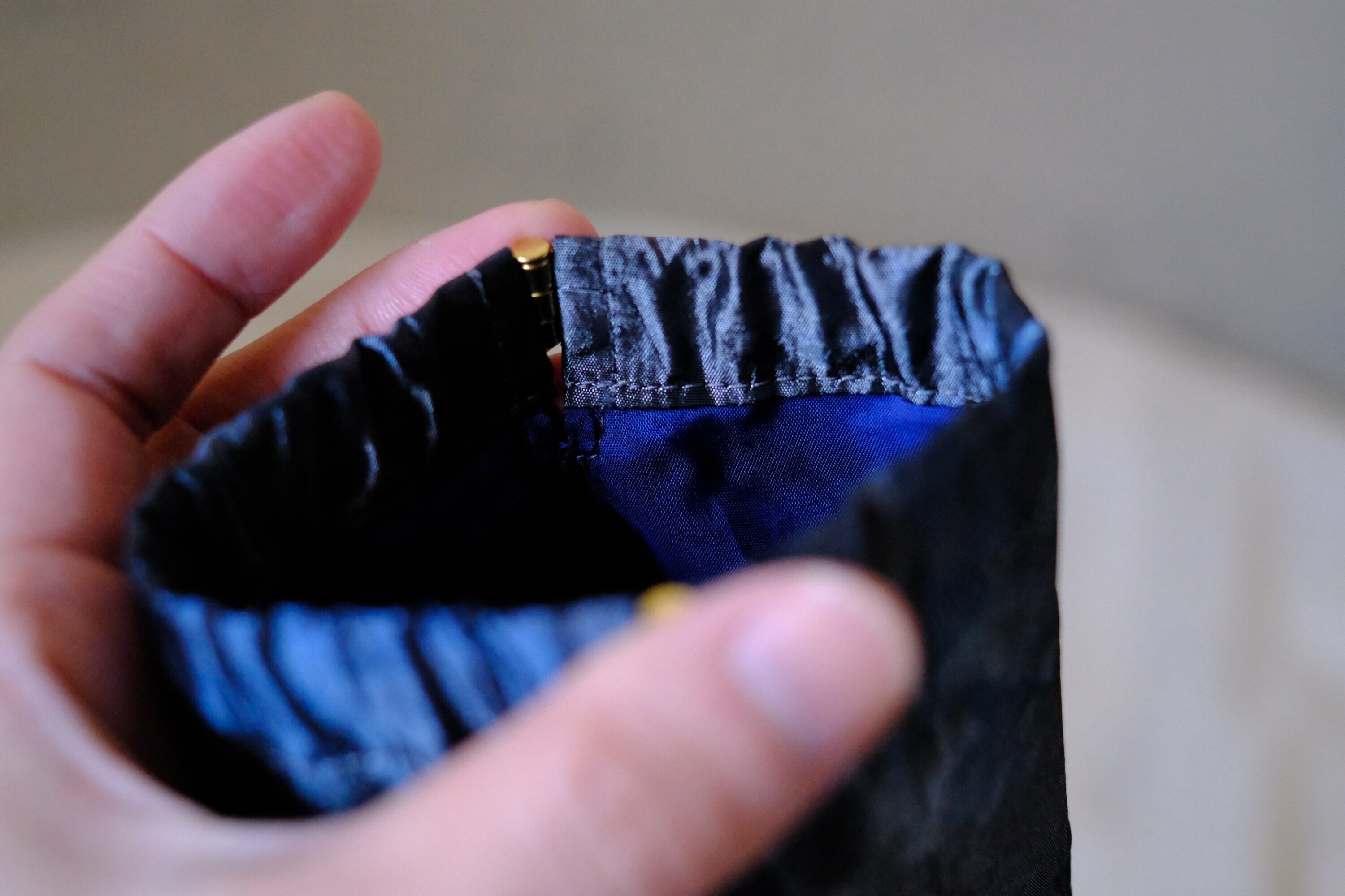 バネ口ポーチ　o-0527