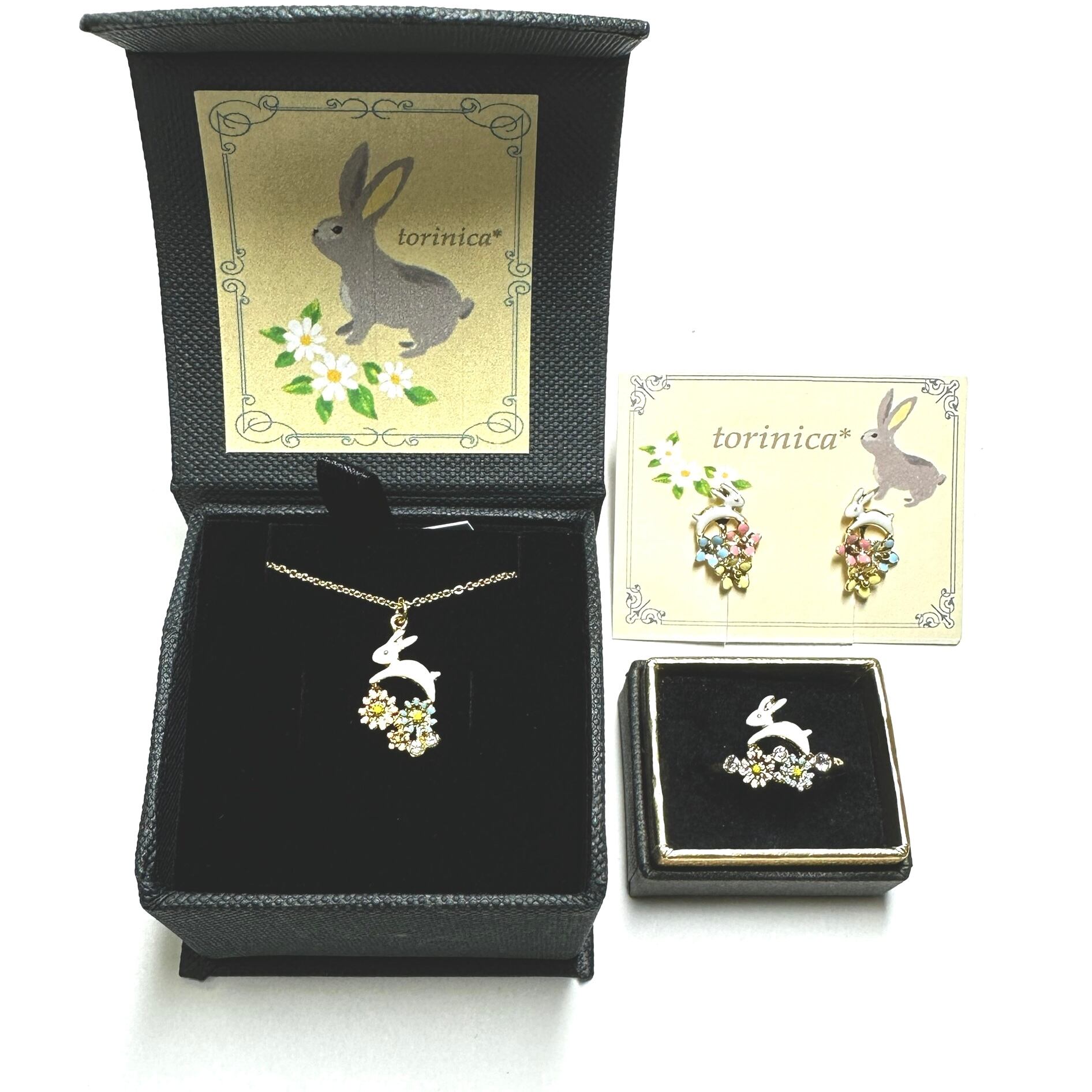 うさぎフラワーピアス | 【torinica accessories 】トリニカ