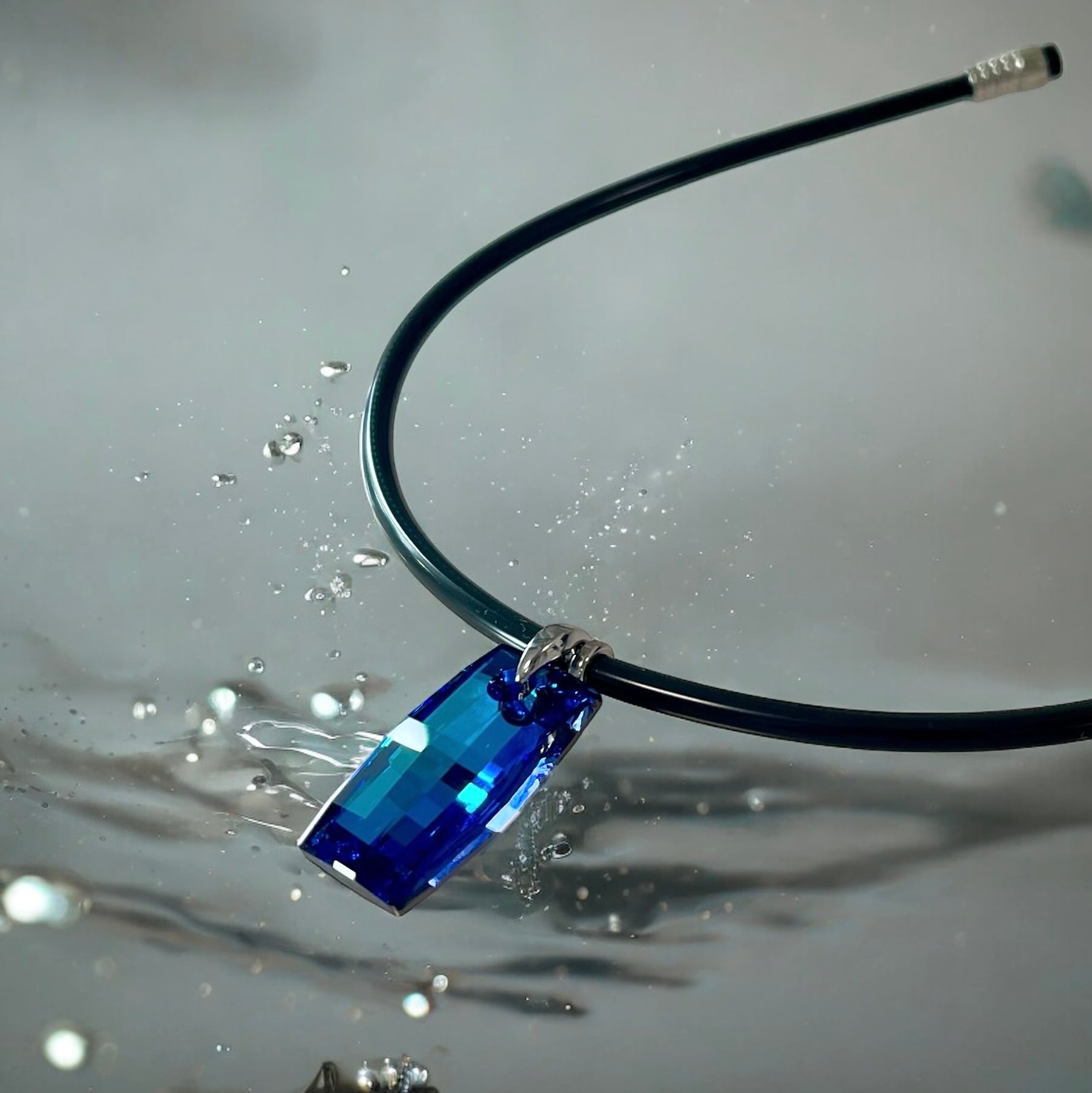 バミューダブルーLARGEモデル 【スポーツネックレス】 | 4clovercross