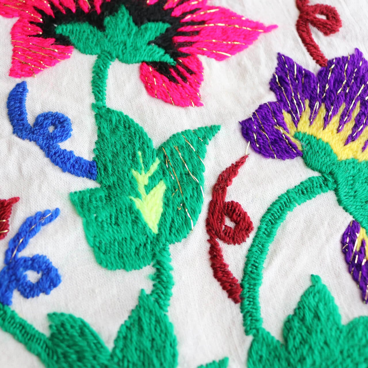 1点もの】スザニ刺繍 ミニ タペストリー クロス 花【約38.5×54cm