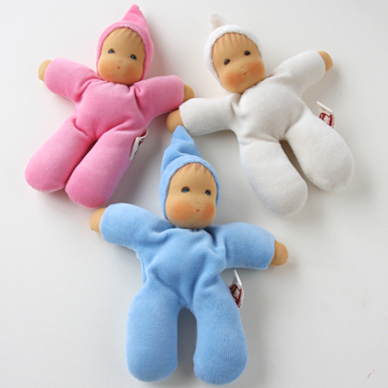 ナンヒェン社 オーガニックコットン そらまめ人形