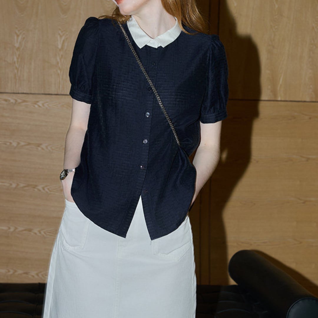 contrast collar puff blouse