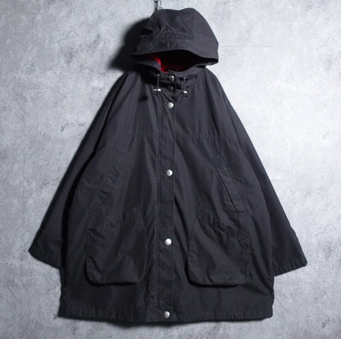 00s “Eddie Bauer” Black smooth hooded nylon jacket