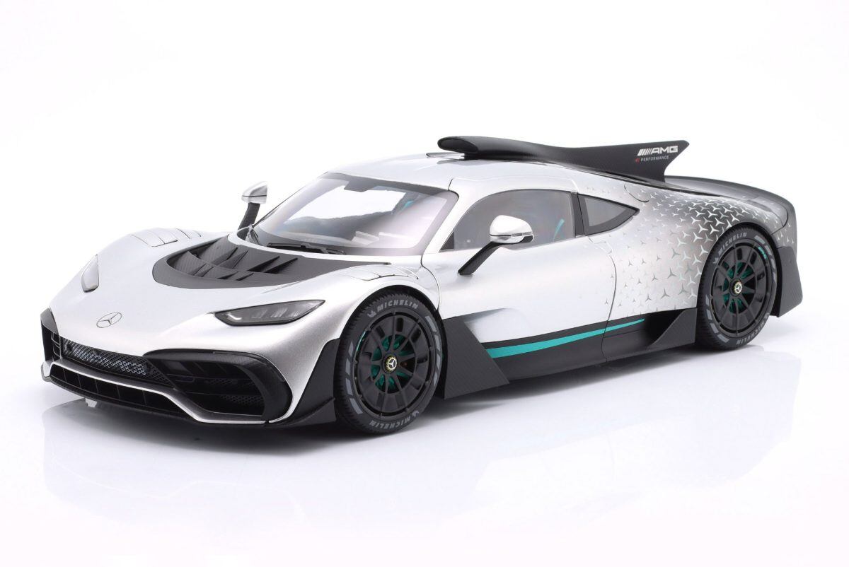 ミニカー 1/18 メルセデス ベンツ CLA シューティングブレーク NZG 1