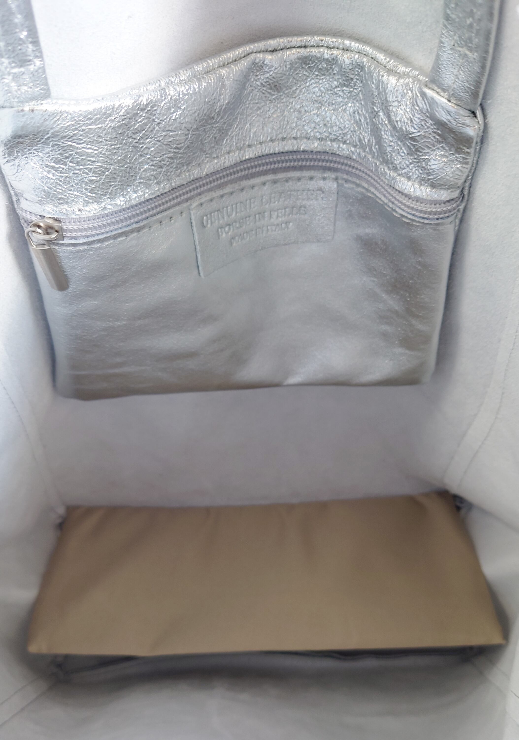 イタリアバッグ・オリーブオイル・チョコを購入するなら│イタリアから