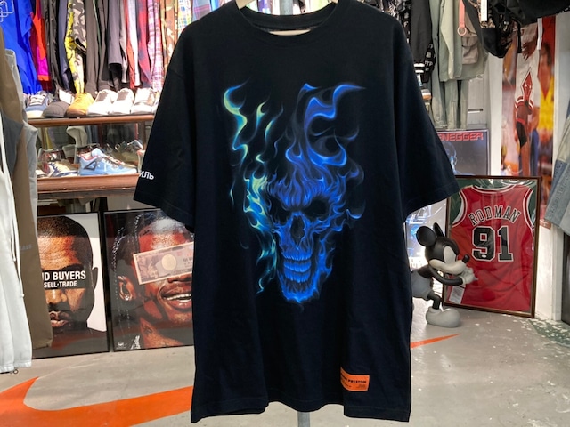 HERON PRESTON FLAMING SKULL TEE BLACK MEDIUM HMAA001S18632026 65KD4382