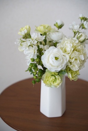 【高級造花】ラナンキュラスのブーケ Sサイズ ※見本品※